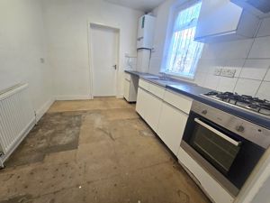 Photo 9- click for photo gallery